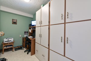  Photo 33