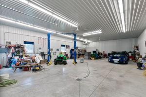 Photo 43