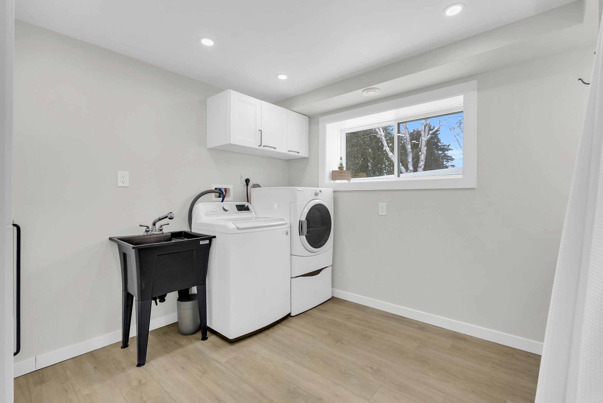 Bathroom/Laundry