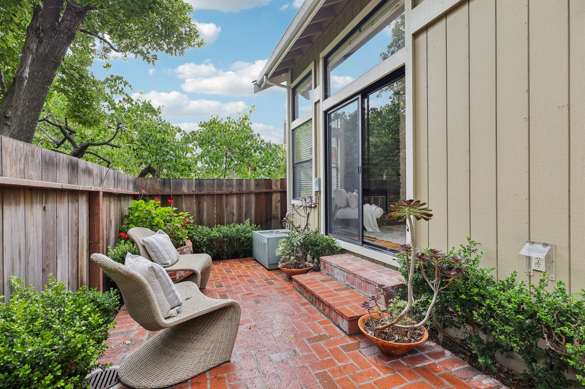 Rebecca Lynn Way-S1304-029.jpg