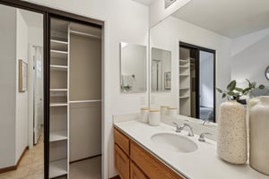 Rebecca Lynn Way-S1304-020.jpg