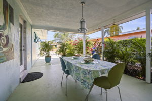 Front Carport - 495A5998