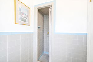  Photo 34