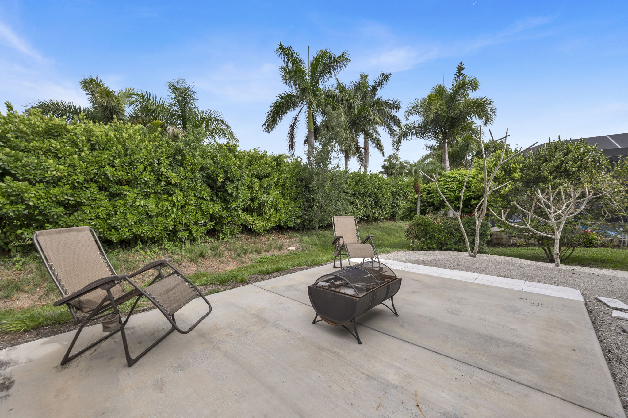 Fire Pit - Patio