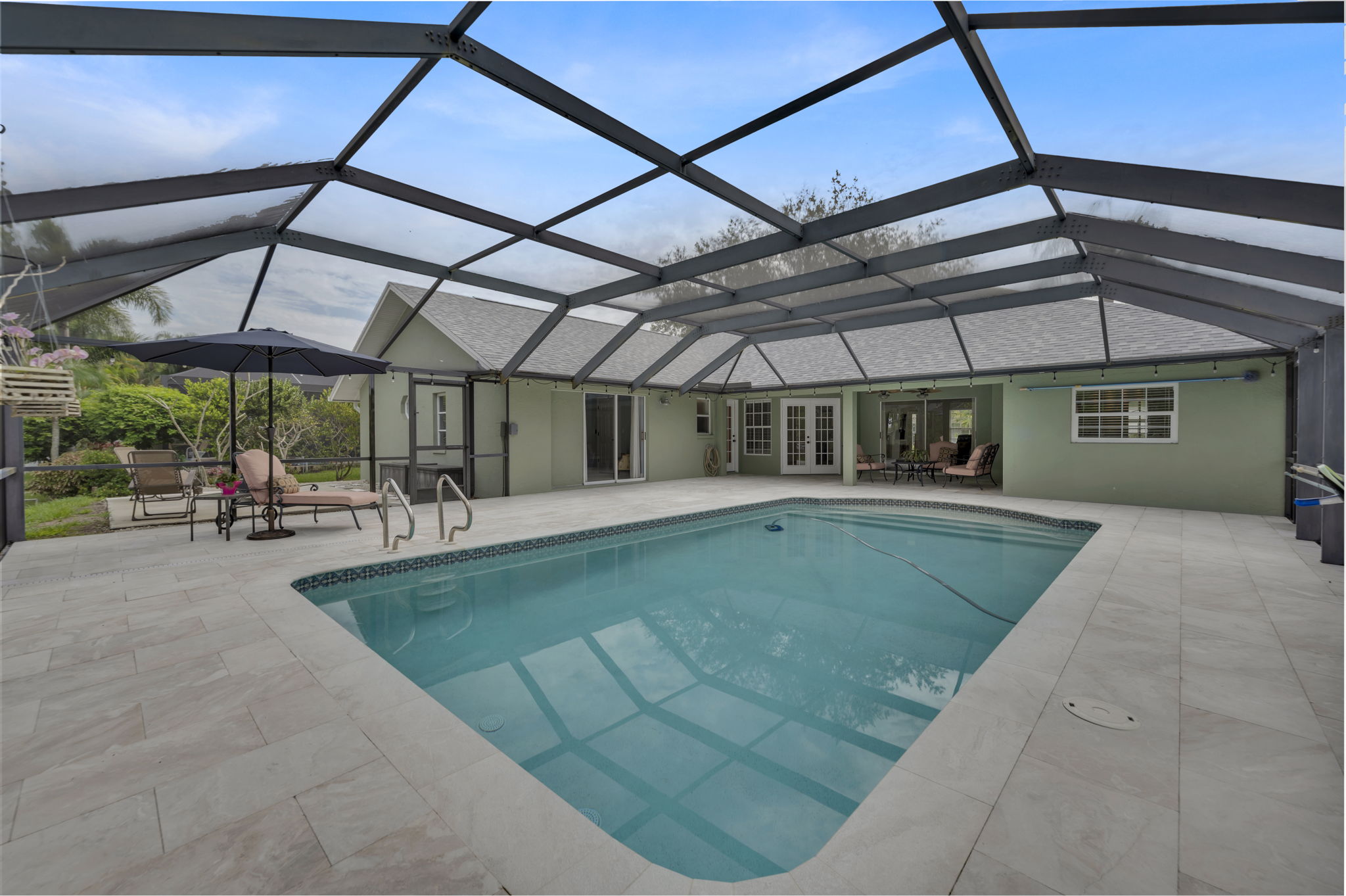 Lanai - Pool - View 2