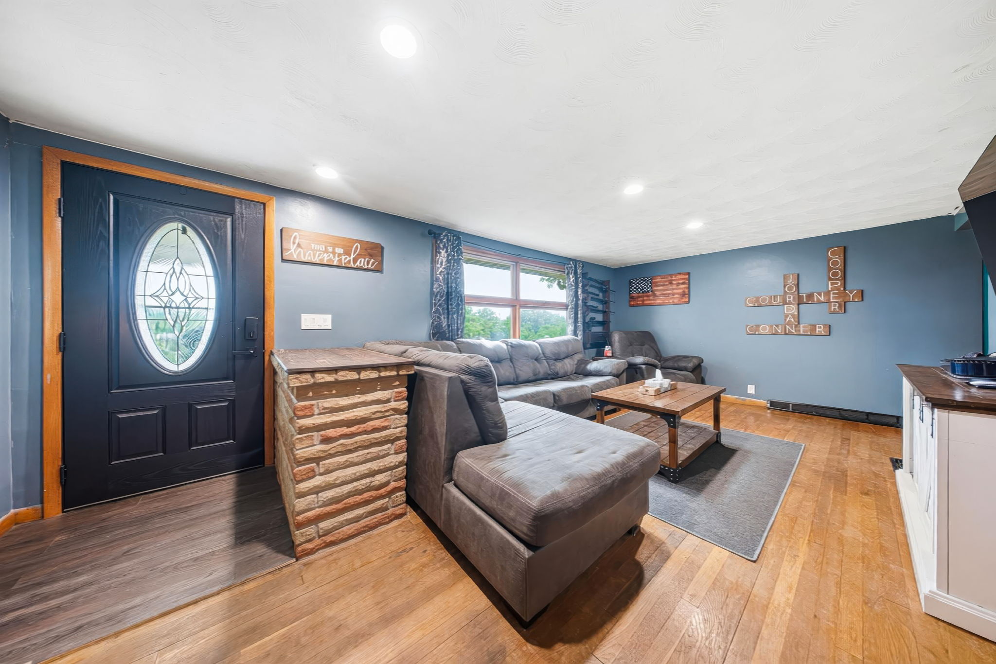 K.K. - 248 Crowley Dr, Roseville-7