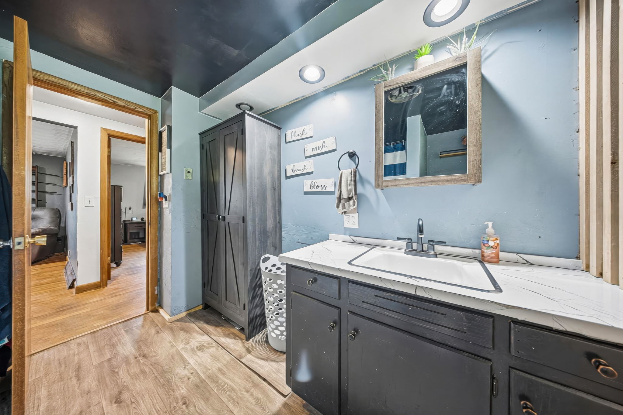 K.K. - 248 Crowley Dr, Roseville-15