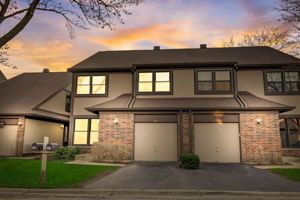 Shadowbend Dr - VT-002