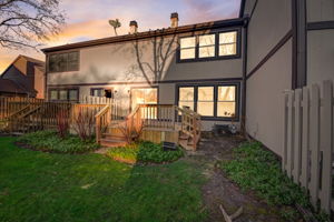 Shadowbend Dr - VT-004