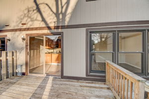 Shadowbend Dr-038