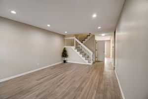 Shadowbend Dr-006