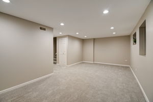 Shadowbend Dr-023