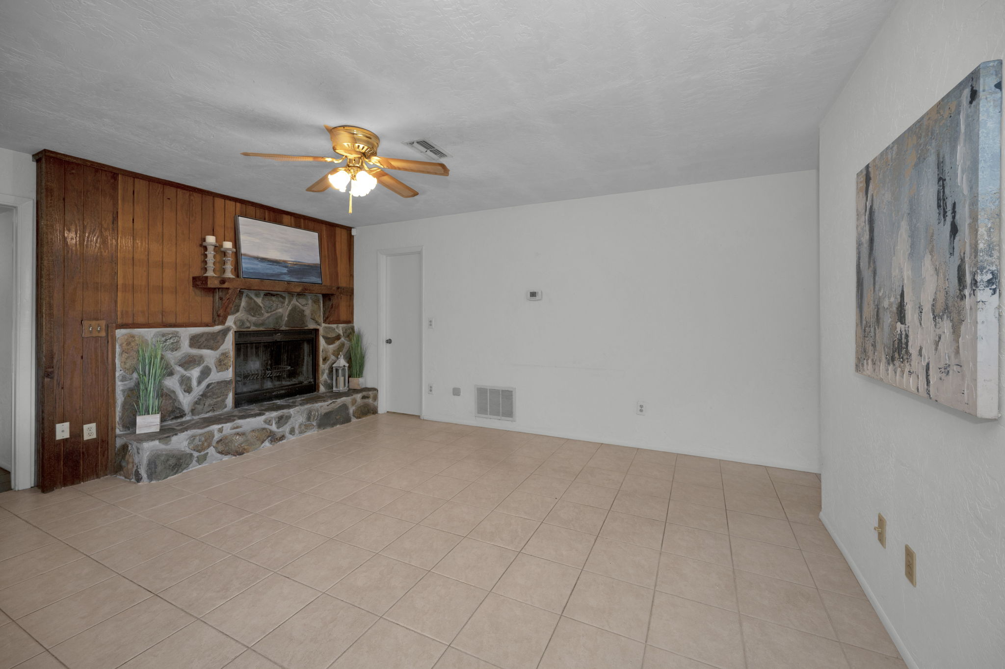 Family Room1