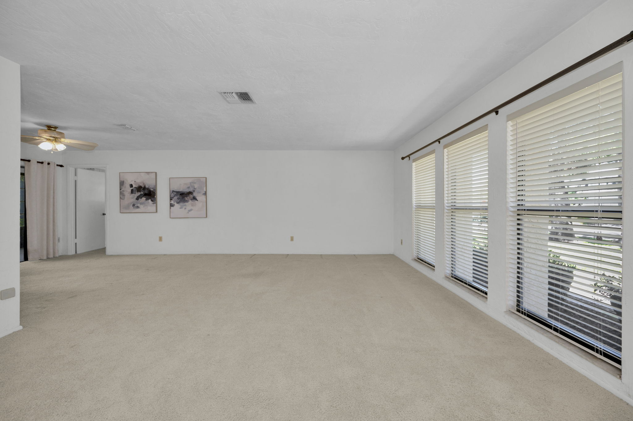 Living Room2