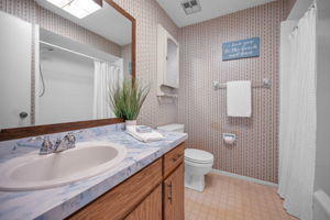 Bathroom2