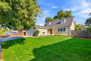 003_F8_2482 Archer Ave
