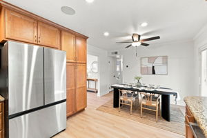011_F8_2482 Archer Ave