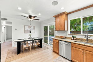 012_F8_2482 Archer Ave