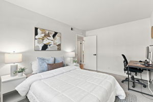 016_F8_2482 Archer Ave