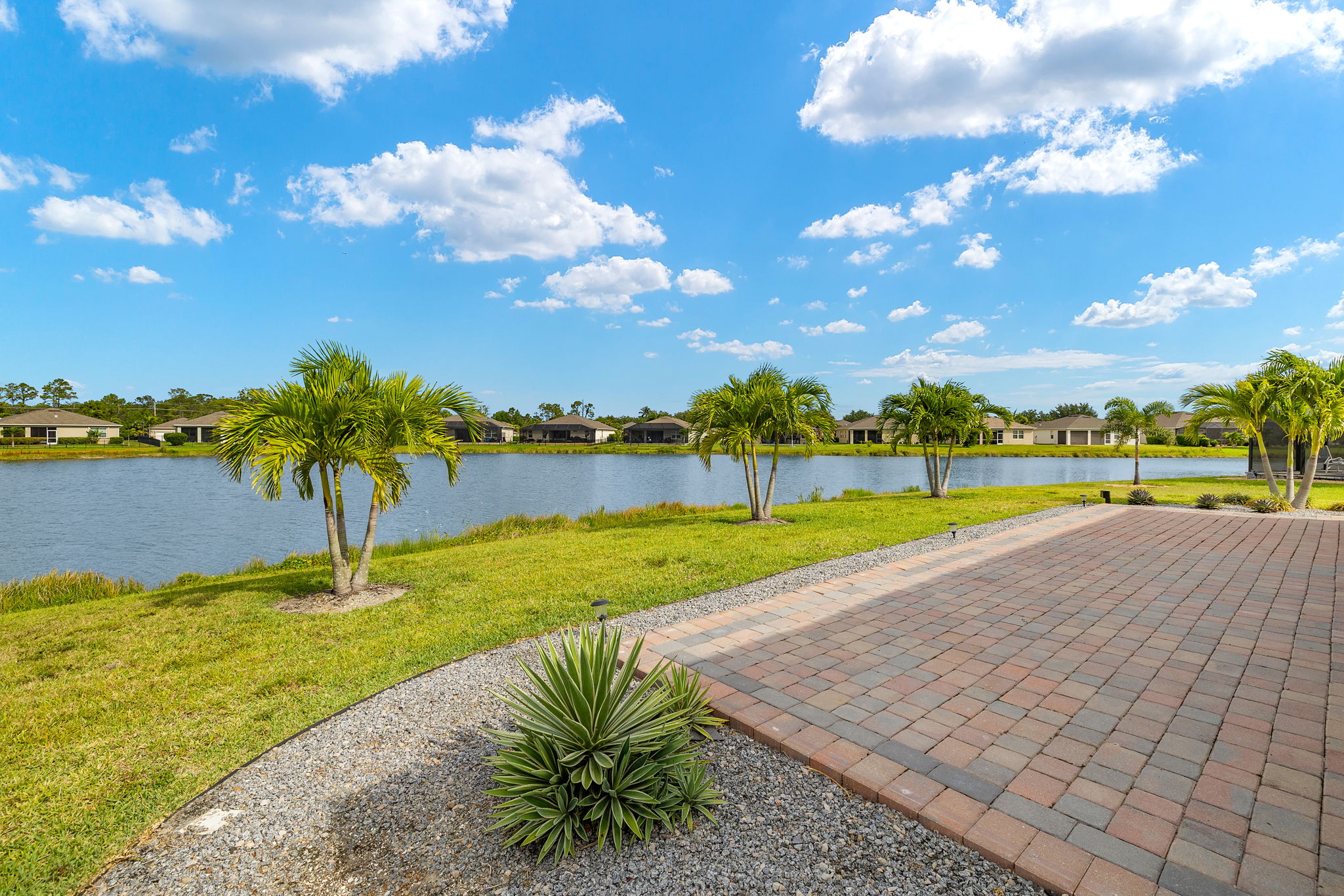 Rear Exterior 2 of 4