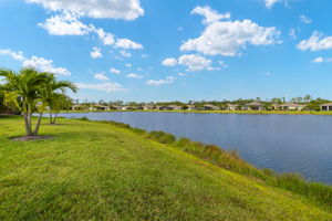 Rear Exterior 3 of 4