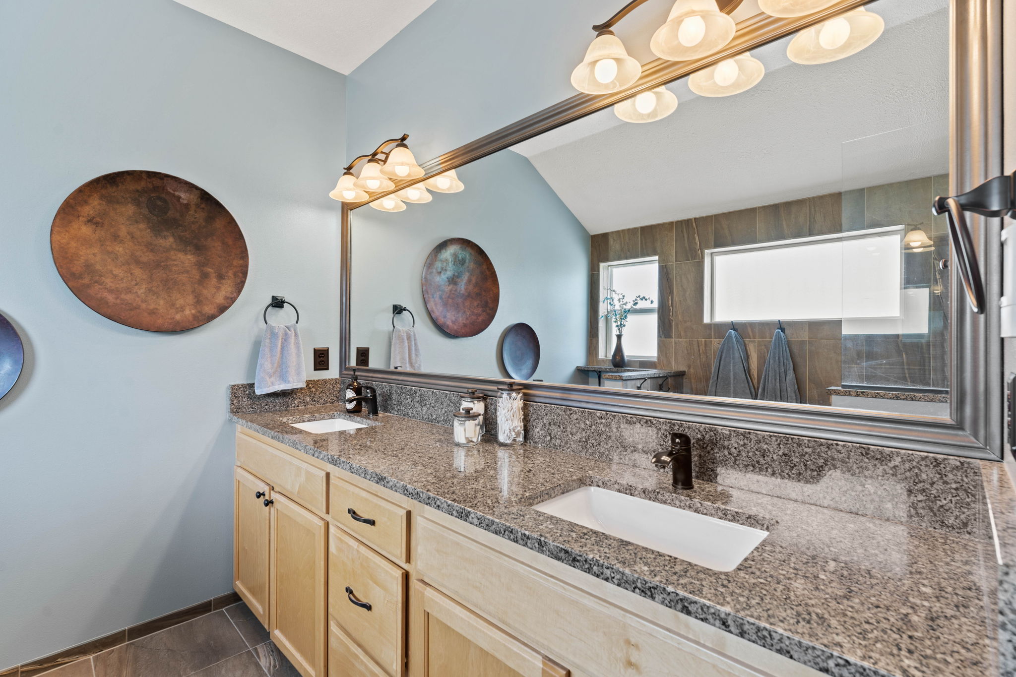 Double Sinks
