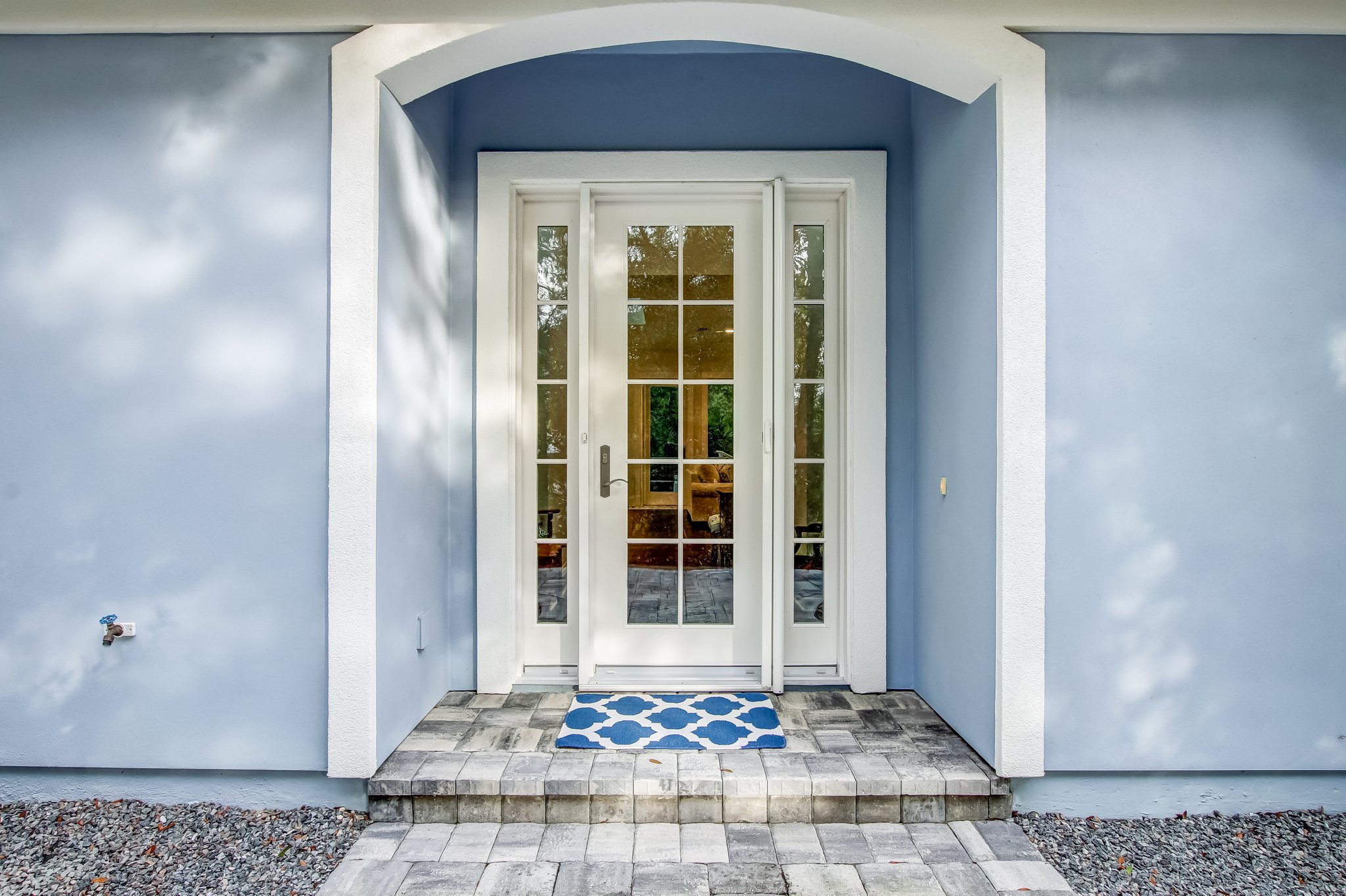 Front Entry Detail