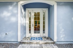 Front Entry Detail