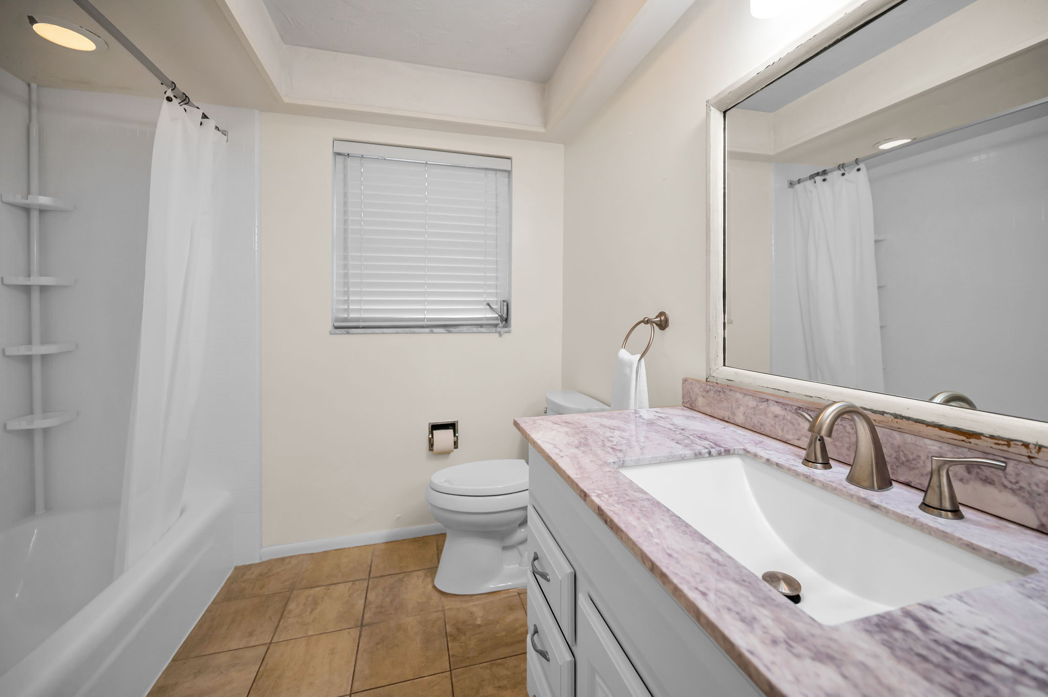 Bathroom2a