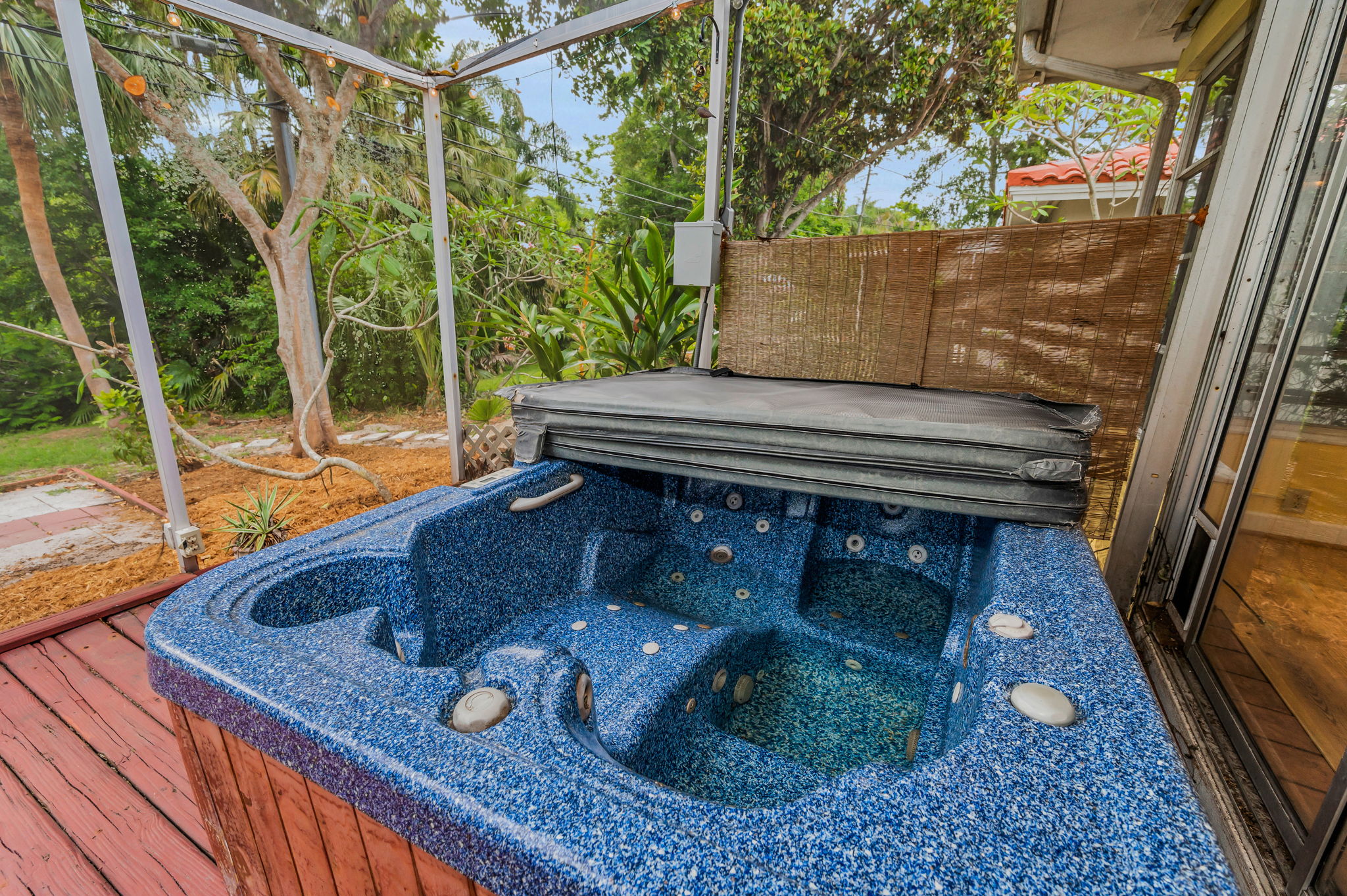 Lanai2