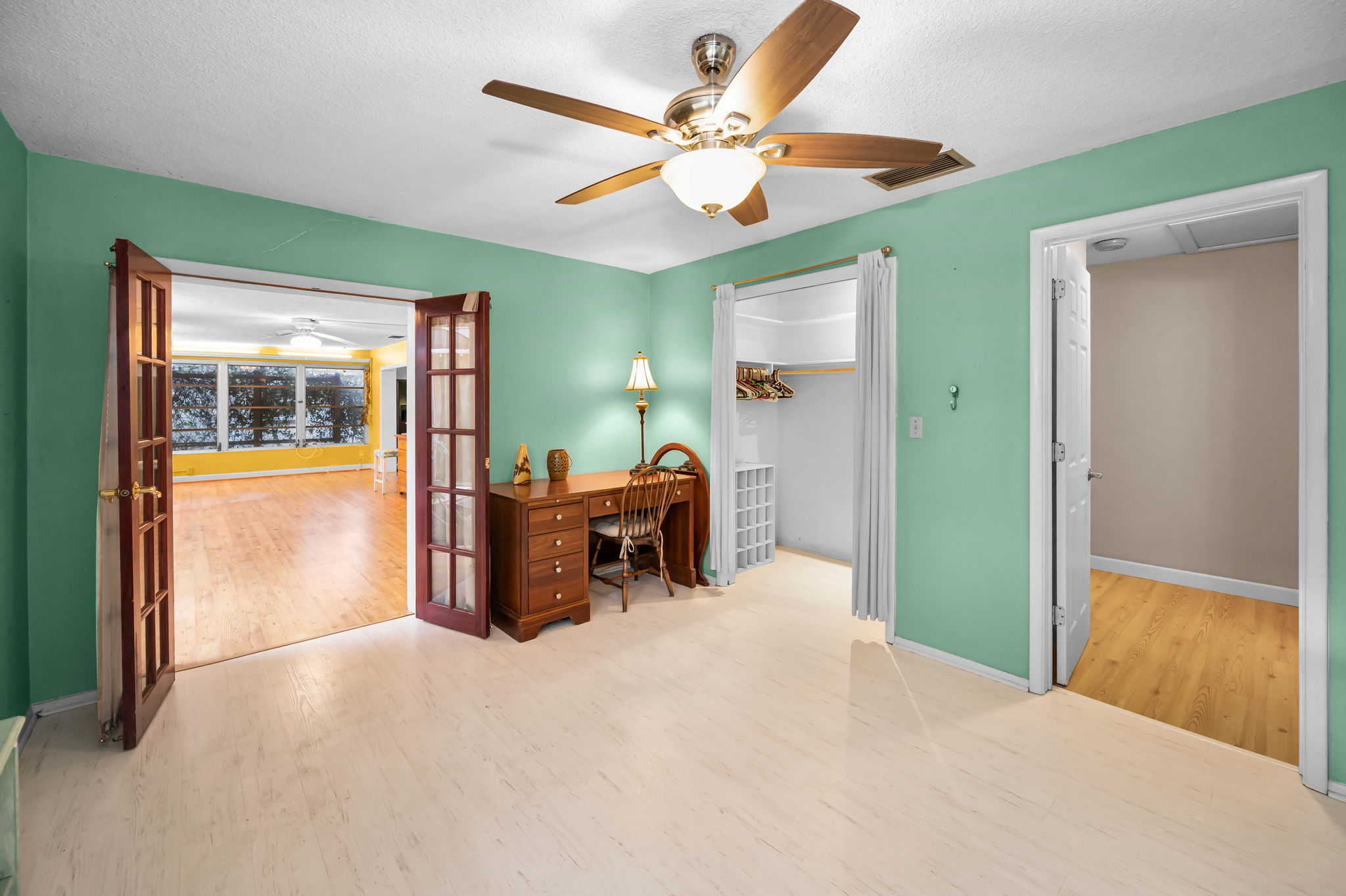 Master Bedroom1d