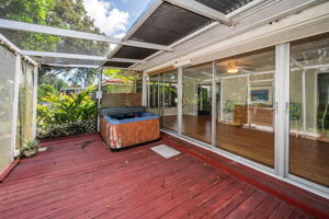 Lanai24