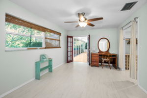 Primary Bedroom20b
