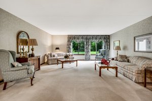 2485 Londin Ln E, Maplewood, MN 55119, USA Photo 25