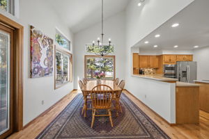 Dining Nook/Sunroom