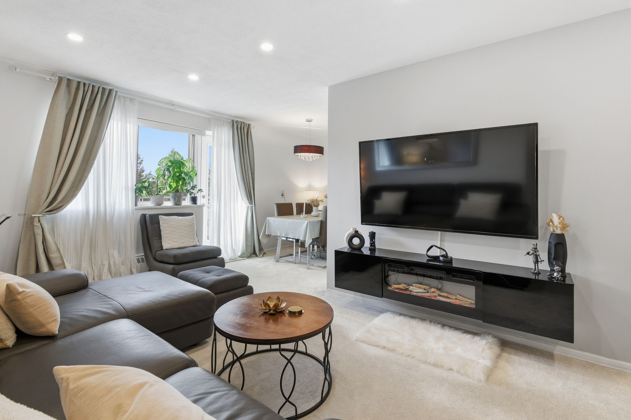 Mississauga property showcase — delivered property photograph 6
