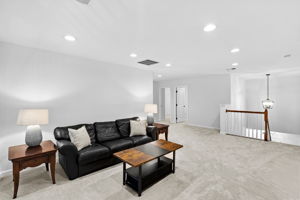  Photo 37