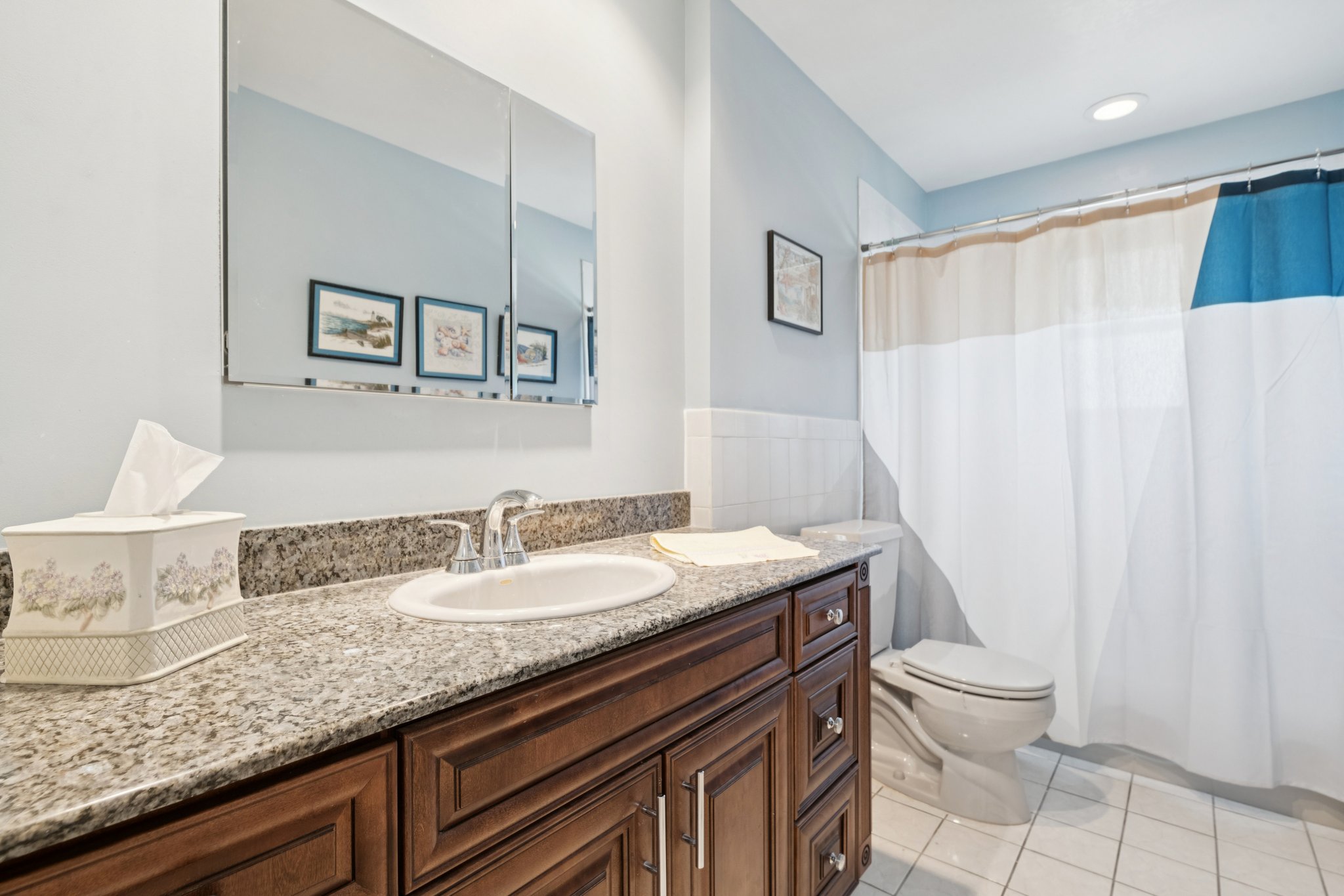 Abbey Ln-S2003-016.jpg