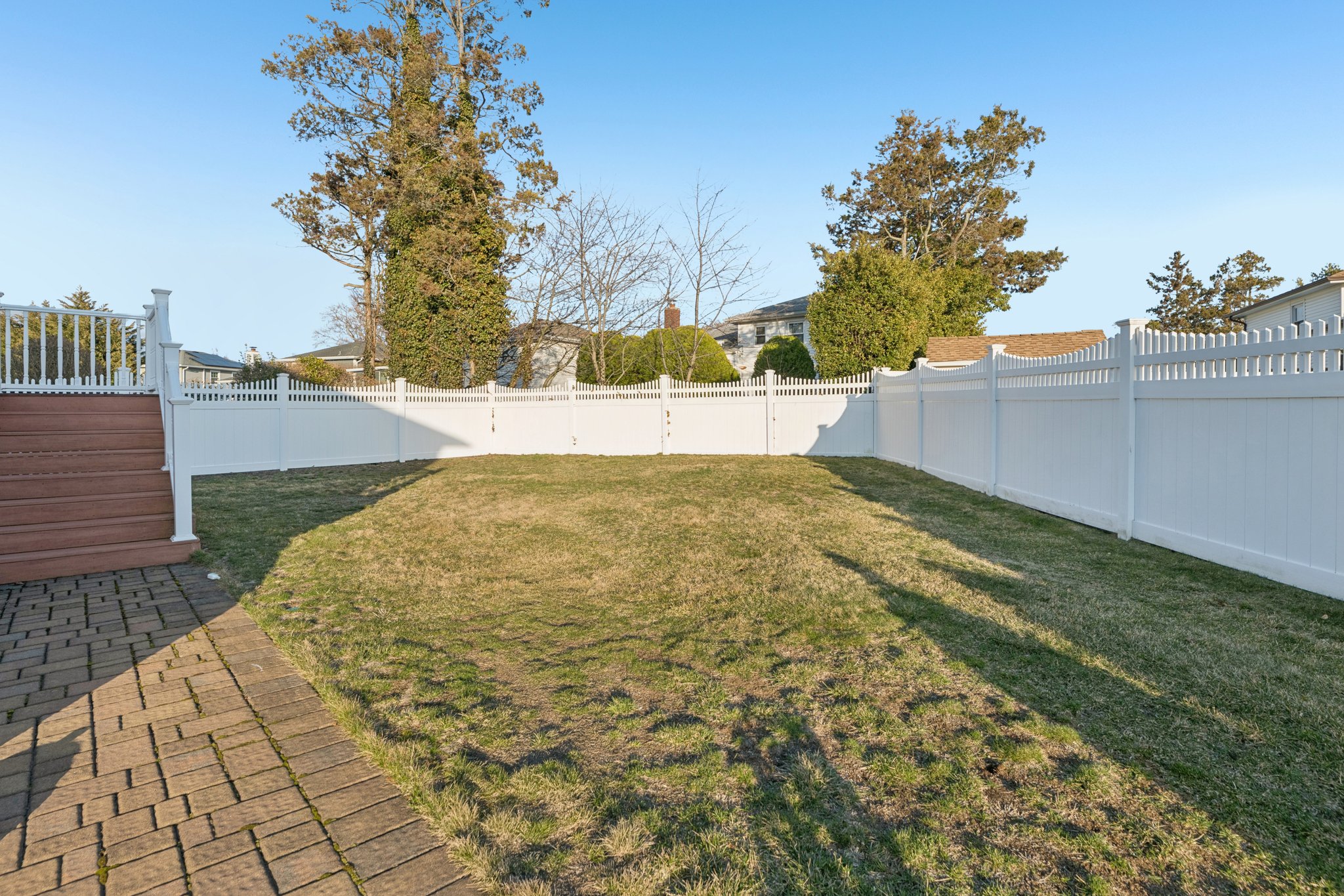 Abbey Ln-S2003-036.jpg