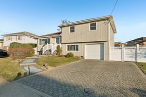 Abbey Ln-S2003-002.jpg