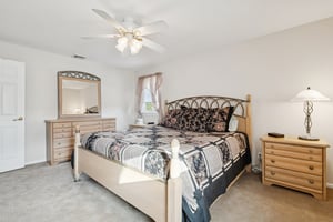 Abbey Ln-S2003-022.jpg