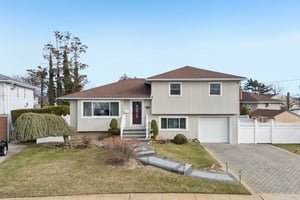 Abbey Ln-S2003-038.jpg