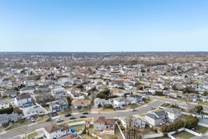 Abbey Ln-S2003-048.jpg