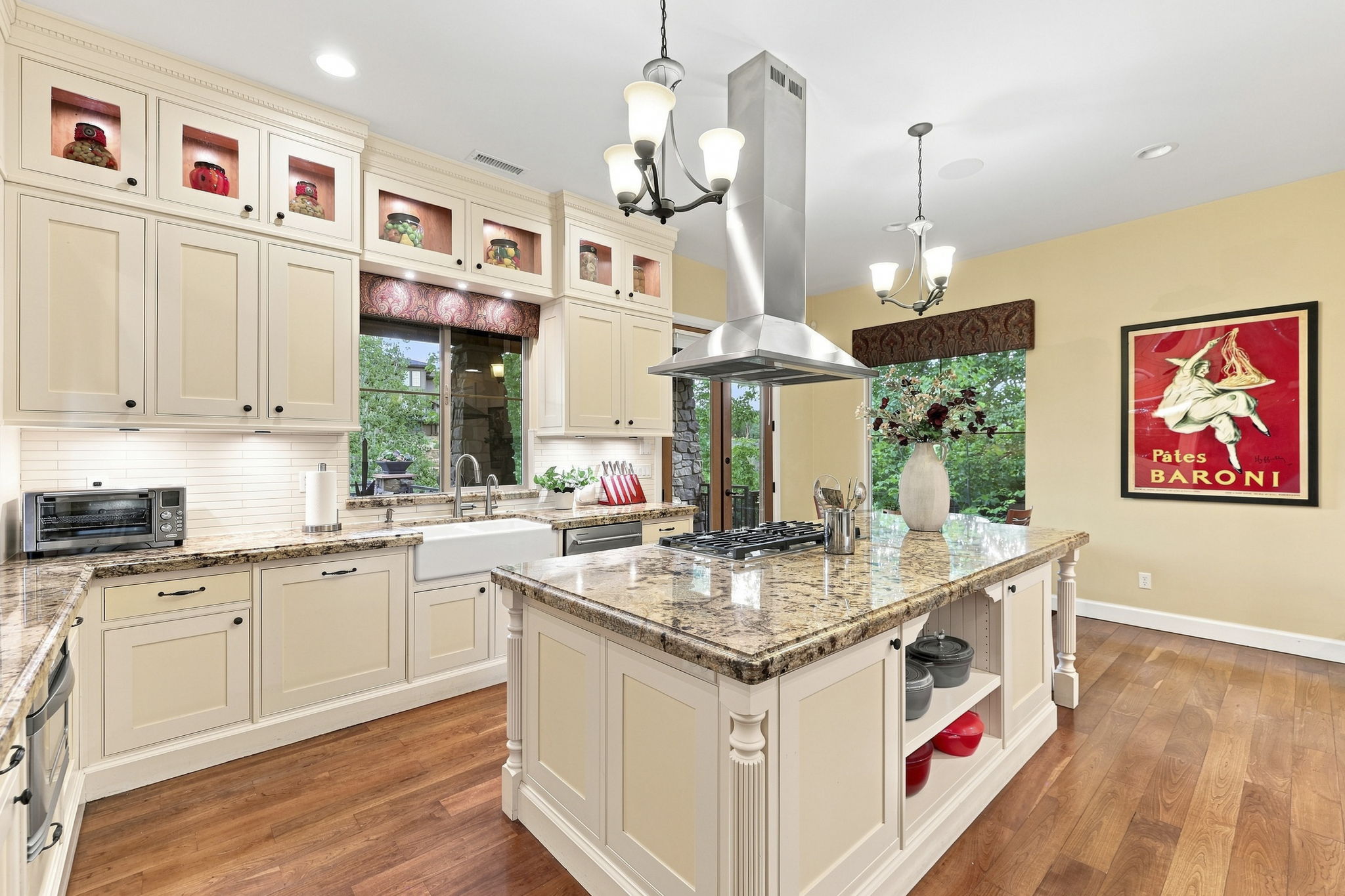 Kitchen 2