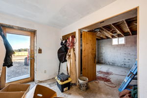  Photo 32