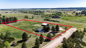 Property Lines are Approximate and not a survey