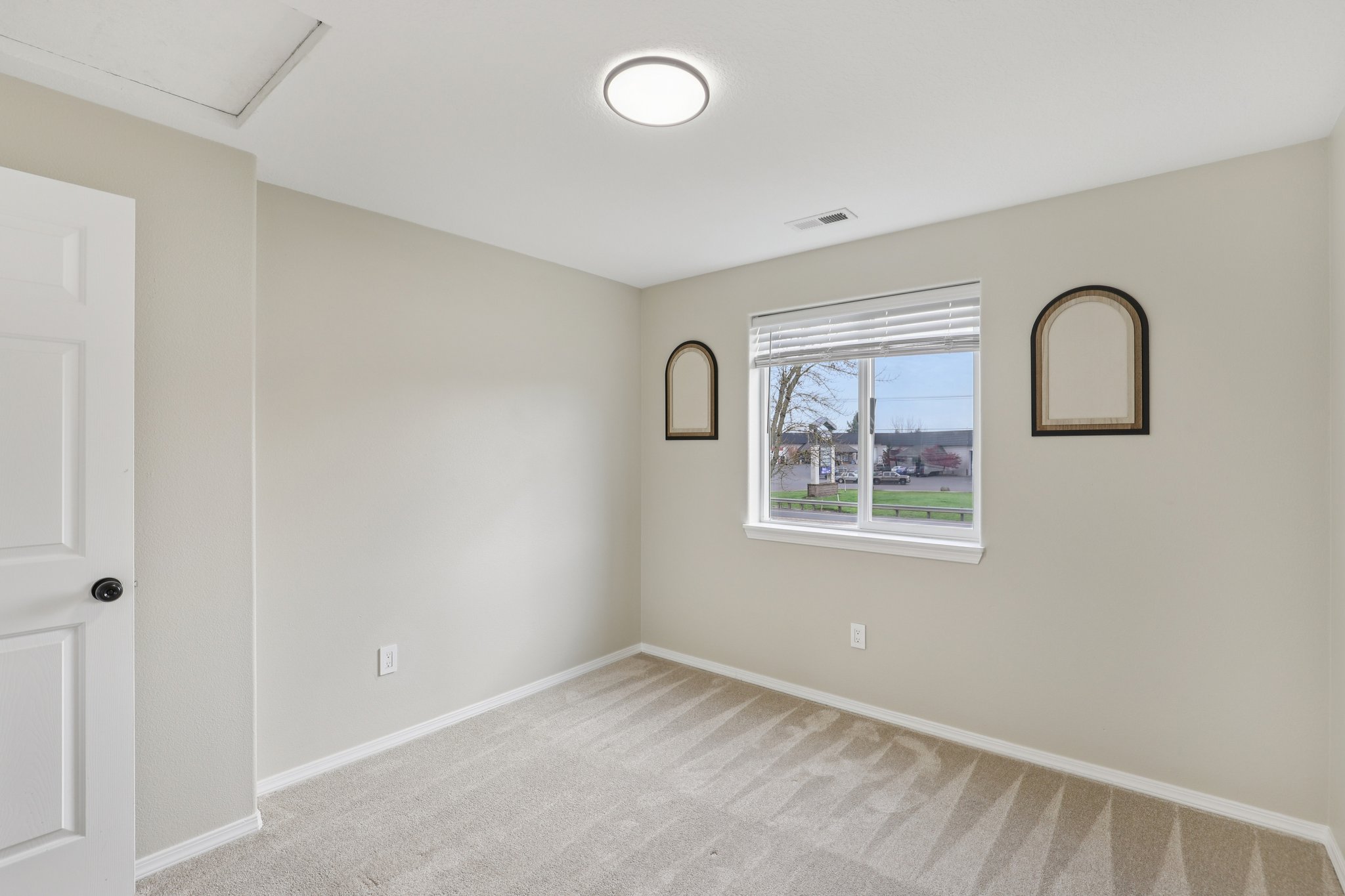 SW Taylor Dr-S1311-026.jpg