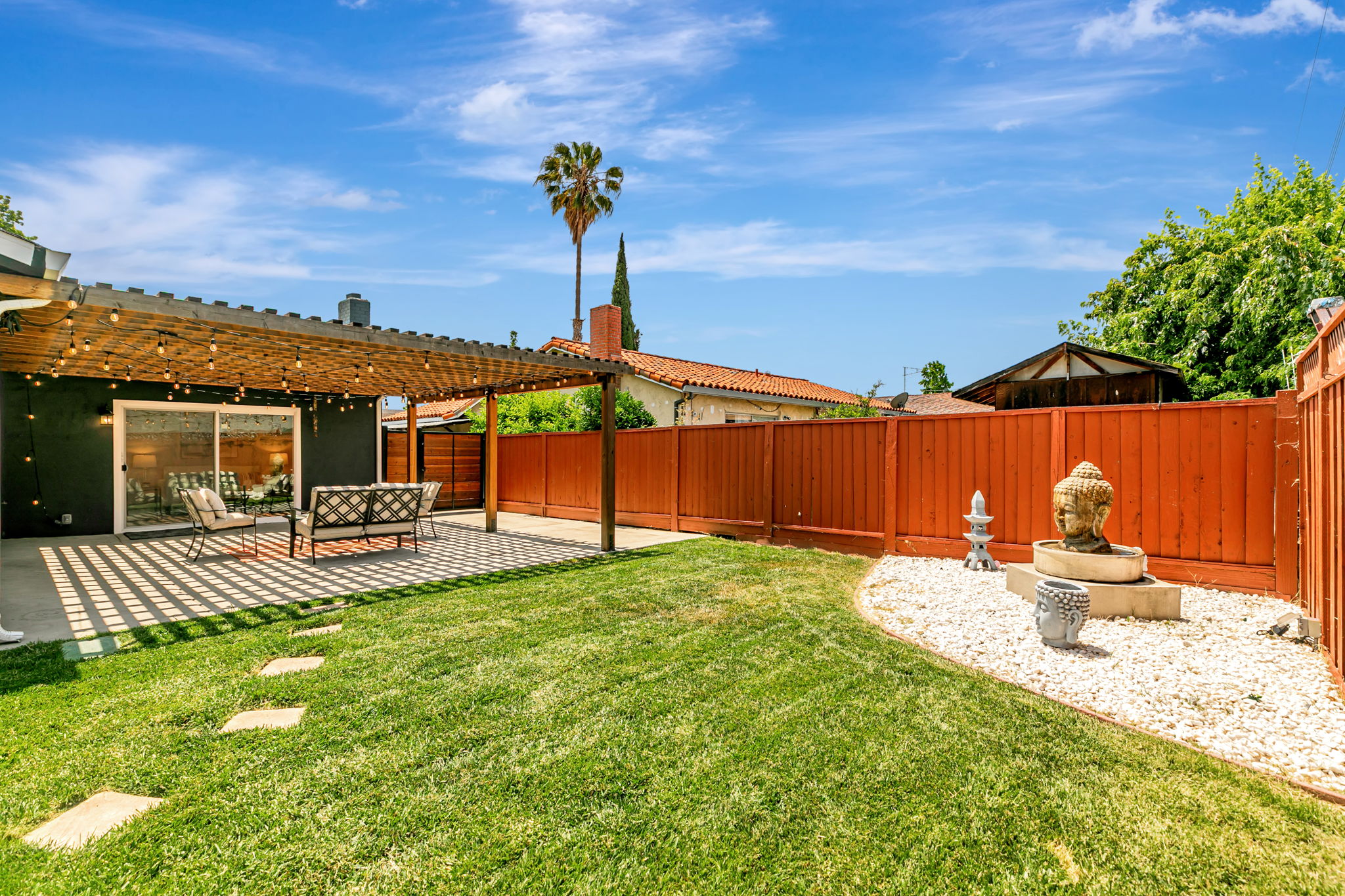 049_2489 Foxdale Dr