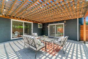 044_2489 Foxdale Dr