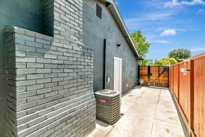 045_2489 Foxdale Dr